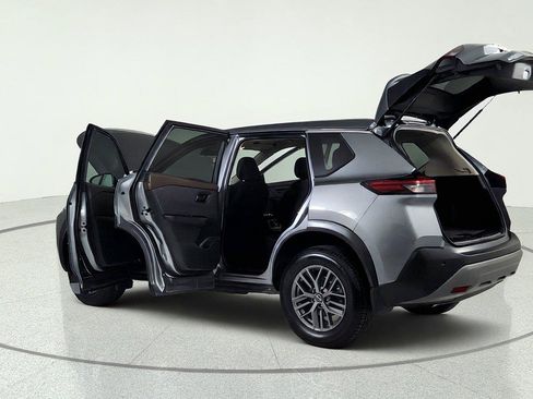 Used 2023 Nissan Rogue S AWD/4WD image 12