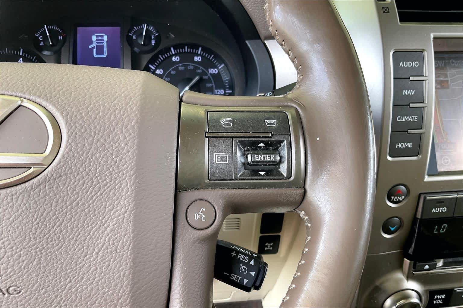 Used 2015 Lexus GX 460 w/ Premium Package AWD/4WD image 22