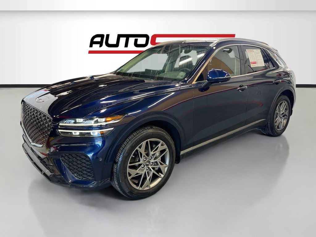 Used 2023 Genesis GV70 2.5T w/ Advanced Package AWD/4WD image 3