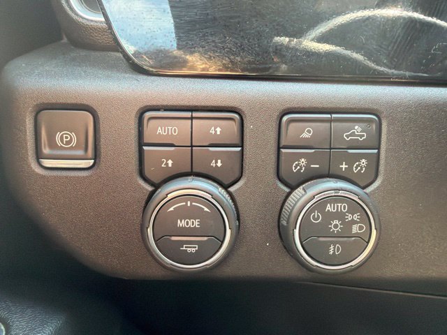 Used 2023 Chevrolet Silverado 1500 RST w/ Convenience Package II AWD/4WD image 34