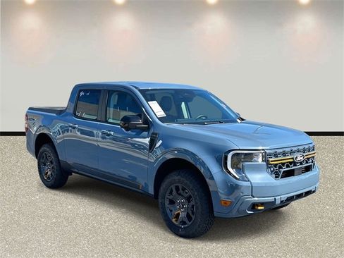 New 2025 Ford Maverick Tremor image 3