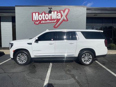 Used 2023 GMC Yukon XL SLT