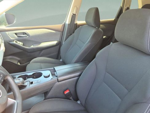 Used 2023 Nissan Rogue S AWD/4WD image 21