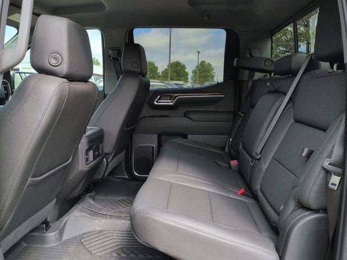 Used 2026 Chevrolet Silverado 1500 LT AWD/4WD image 17