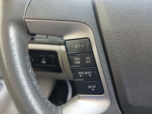 Used 2010 Ford Fusion Hybrid FWD image 11