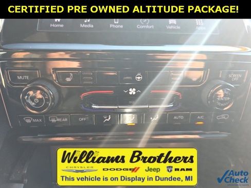 Certified 2024 Jeep Grand Cherokee L Laredo image 18