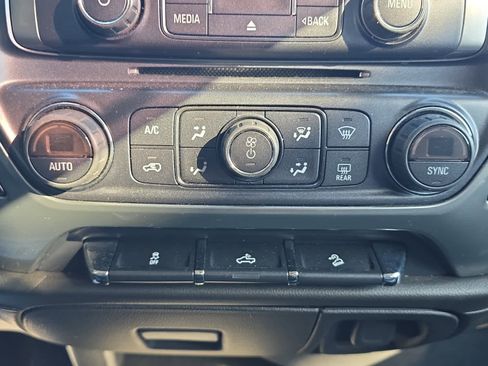 Used 2015 Chevrolet Silverado 1500 LTZ Z71 image 19