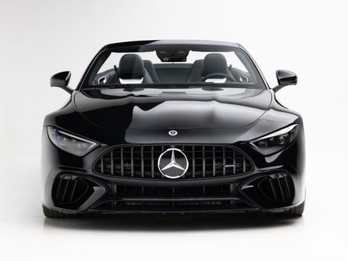 Used 2022 Mercedes-Benz SL 63 AMG 4MATIC w/ AMG Aerodynamic Package image 5