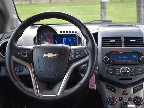 Used 2012 Chevrolet Sonic LTZ image 18