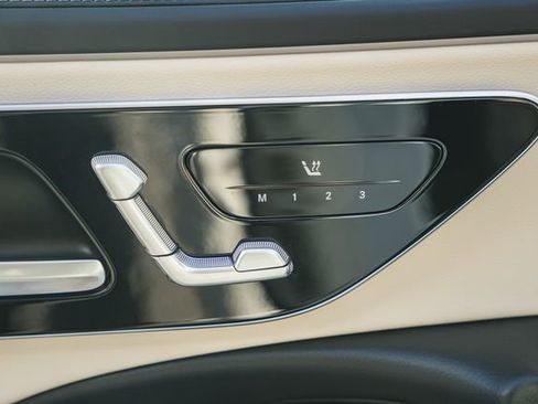 Certified 2025 Mercedes-Benz E 350 4MATIC Sedan image 38