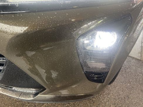 Used 2024 Chevrolet Trax ACTIV w/ Sunroof Package image 29