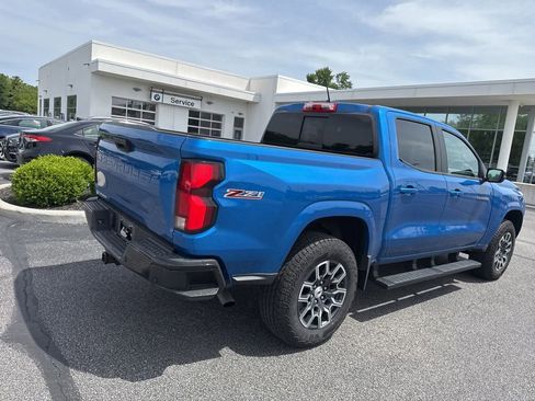 Used 2023 Chevrolet Colorado Z71 w/ Z71 Convenience Package 2 AWD/4WD image 21