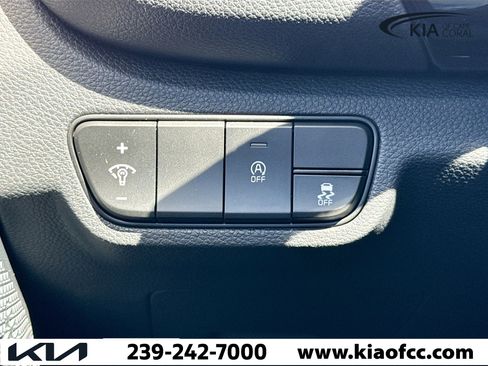 New 2026 Kia Seltos S image 32