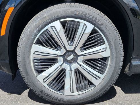 New 2025 Cadillac Escalade IQ Luxury 2 image 6