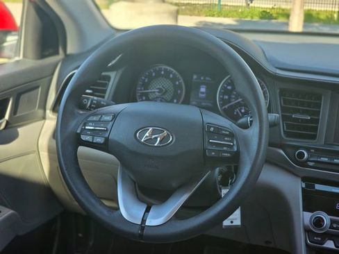 Used 2020 Hyundai Elantra SEL image 26