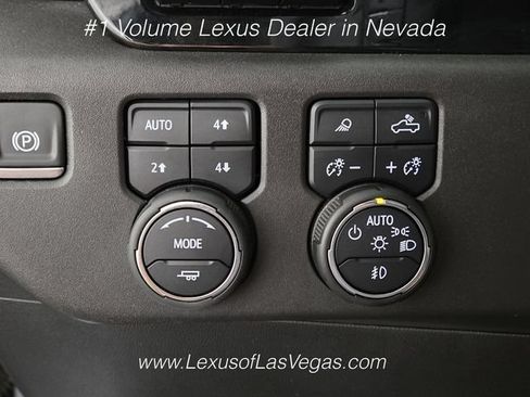 Used 2024 Chevrolet Silverado 1500 ZR2 w/ Technology Package AWD/4WD image 39