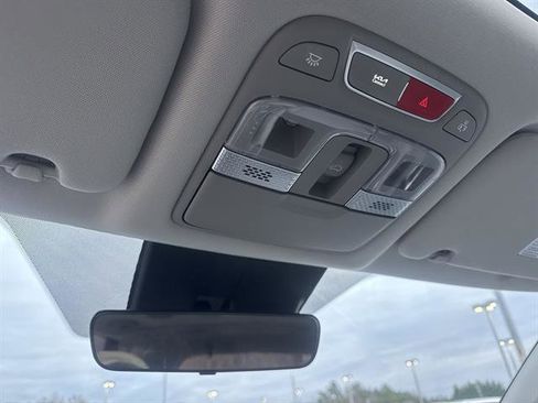 New 2025 Kia Telluride S image 14