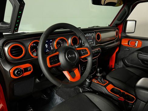 Used 2023 Jeep Wrangler Sport S image 13