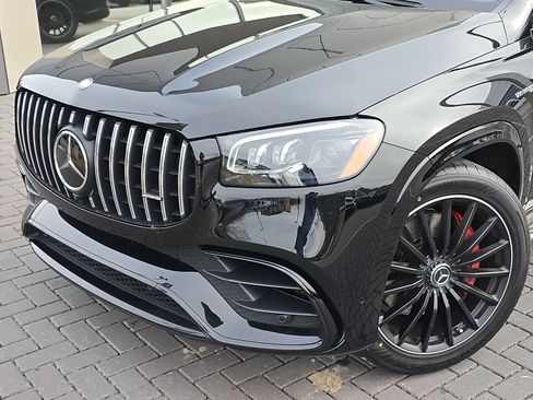 Used 2024 Mercedes-Benz GLS 63 AMG 4MATIC image 11