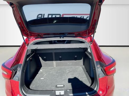 Used 2024 Chevrolet Trax ACTIV w/ Driver Confidence Package image 24