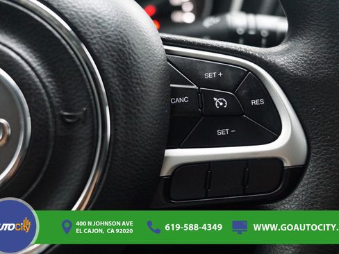 Used 2020 Jeep Compass Sport FWD image 17