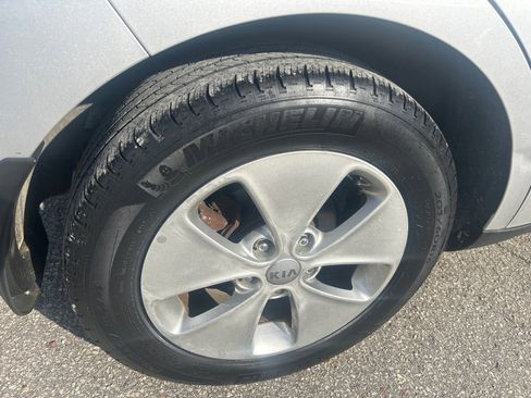 Used 2016 Kia Soul image 18