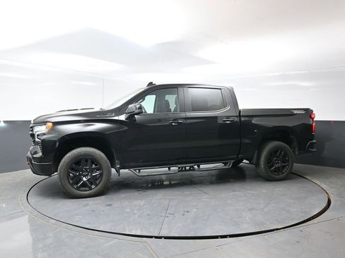 Used 2024 Chevrolet Silverado 1500 LT Trail Boss w/ LPO, Dark Essentials Package AWD/4WD image 10