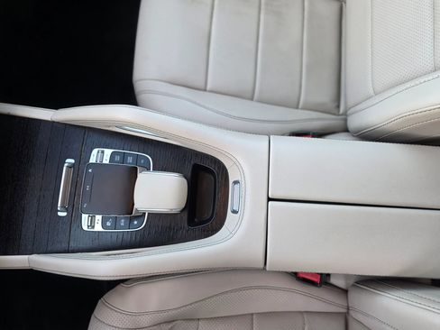 Used 2020 Mercedes-Benz GLE 350 4MATIC image 24