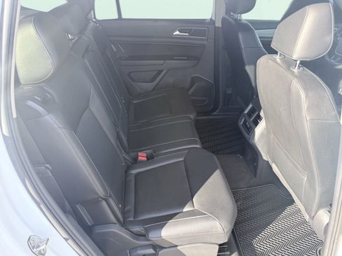 Used 2019 Volkswagen Atlas SE image 44