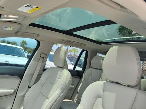 Used 2024 Volvo XC90 T8 Ultimate w/ Protection Package Premier AWD/4WD image 21