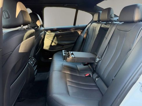 Used 2018 BMW 530i xDrive 530i xDrive Sedan 4D image 31