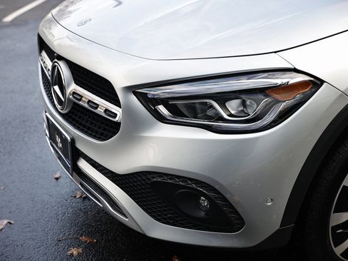 Used 2021 Mercedes-Benz GLA 250 4MATIC image 13