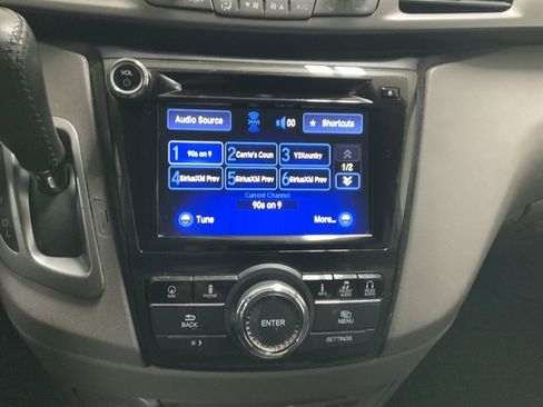 Used 2016 Honda Odyssey Touring Elite image 27