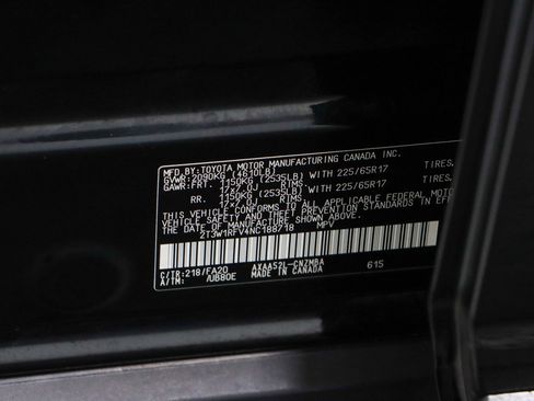 Used 2022 Toyota RAV4 XLE image 31