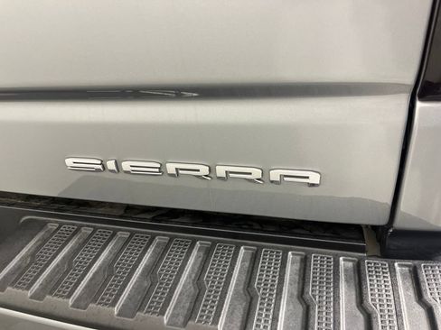 Certified 2025 GMC Sierra 1500 Denali w/ Denali Reserve Package AWD/4WD image 8