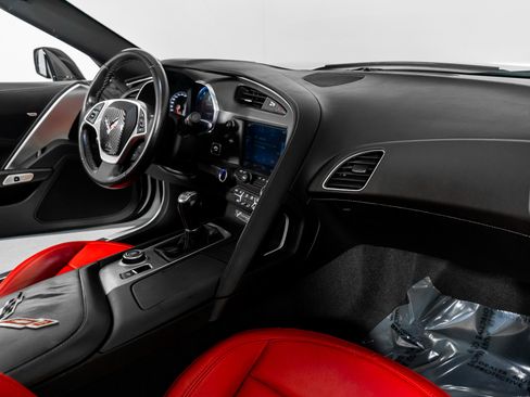 Used 2014 Chevrolet Corvette Stingray Coupe image 44