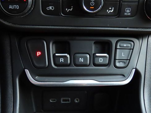 Used 2020 GMC Terrain SLE w/ Driver Convenience Package image 34