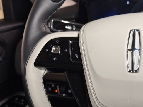 New 2026 Lincoln Aviator Reserve AWD/4WD image 22
