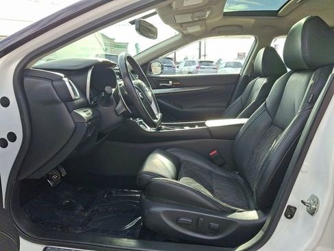 Used 2017 Nissan Maxima SR w/ Midnight Edition image 12