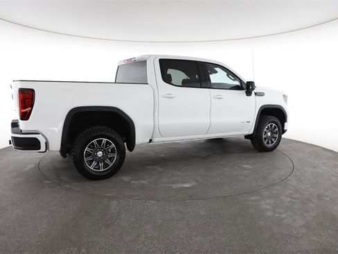 Used 2025 GMC Sierra 1500 AT4 image 13