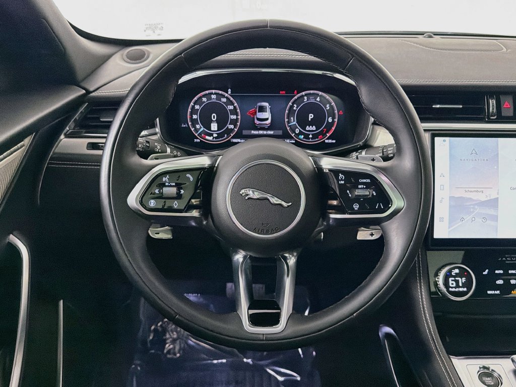 Certified 2025 Jaguar F-PACE R-Dynamic S AWD/4WD image 11