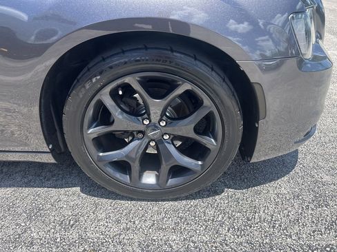 Used 2020 Chrysler 300 Touring w/ Sport Appearance Package RWD image 35