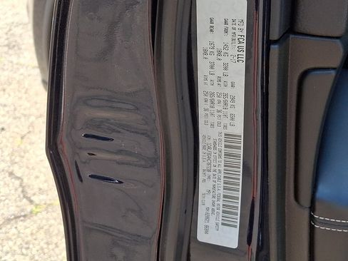 Certified 2017 Jeep Grand Cherokee Limited AWD/4WD image 29
