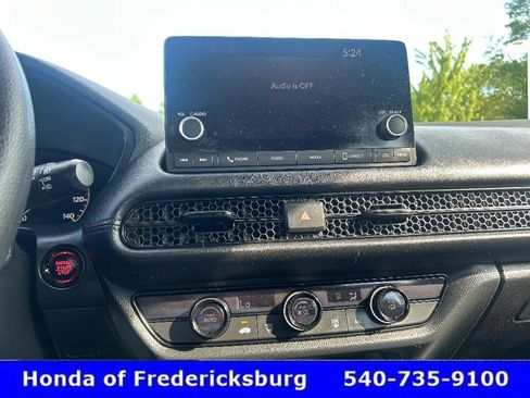 Certified 2023 Honda HR-V LX image 20