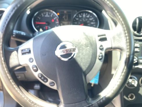 Used 2014 Nissan Rogue S w/ Convenience Package AWD/4WD image 38
