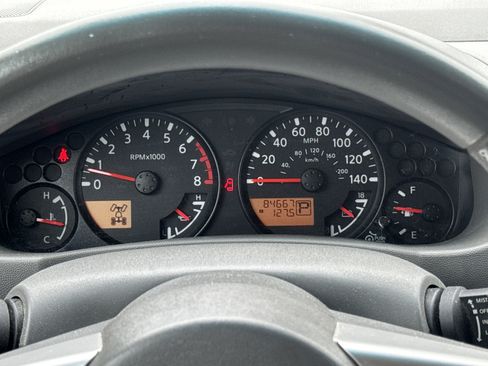 Used 2017 Nissan Frontier SV AWD/4WD image 12