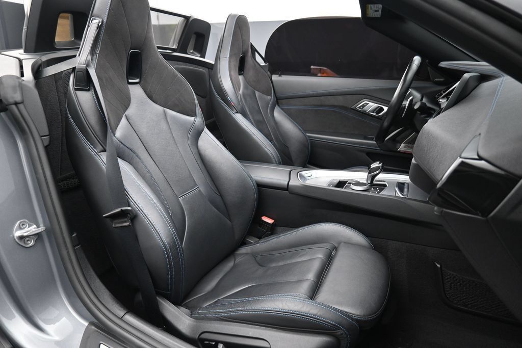 Used 2023 BMW Z4 sDrive30i w/ Premium Package RWD image 23
