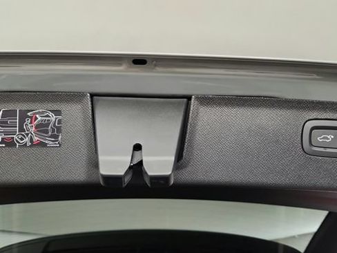 Certified 2026 Volvo XC90 B6 Ultra w/ Protection Package AWD/4WD image 46
