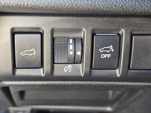 Used 2022 Subaru Outback Limited AWD/4WD image 14