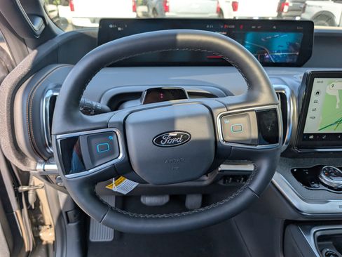 New 2026 Ford Expedition Tremor image 24